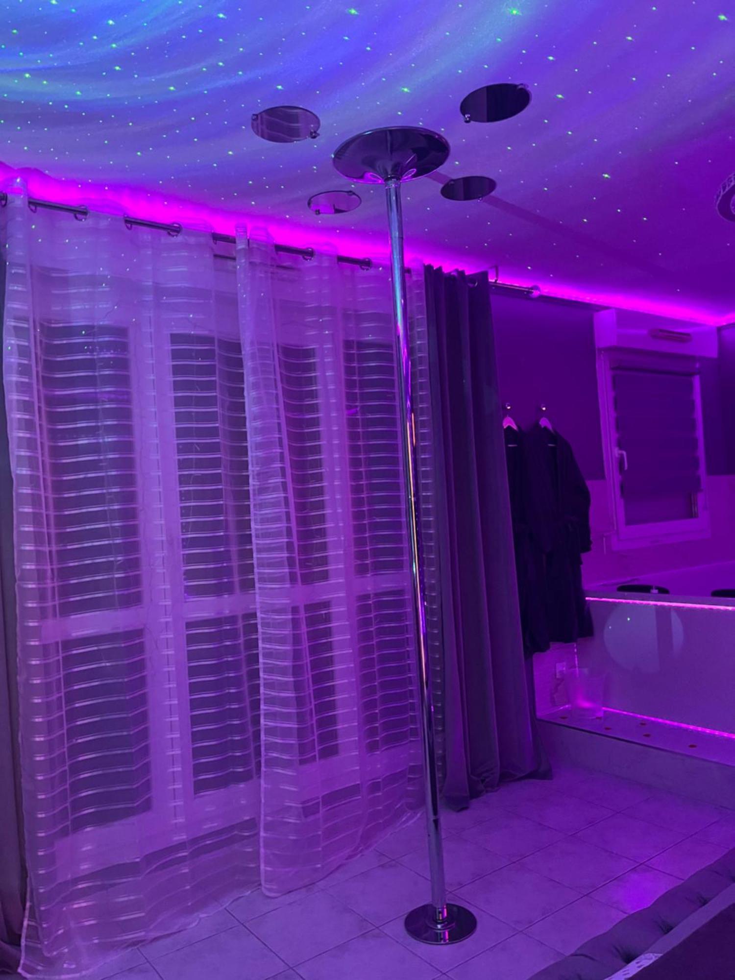 « Le Boudoir D'Elodie » Le Spa Romantique Saint-Léonard Eksteriør bilde